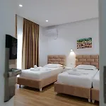 Jon'a * Sarandë