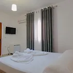 Jon'a * Sarandë