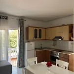 Jon'a Apartment