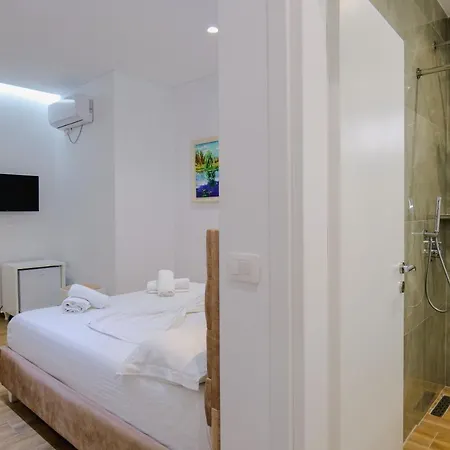 Апартаменты Jon'a *