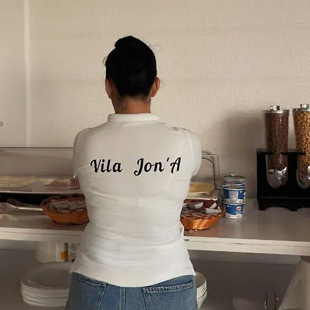 Jon'a Апартаменты Саранда