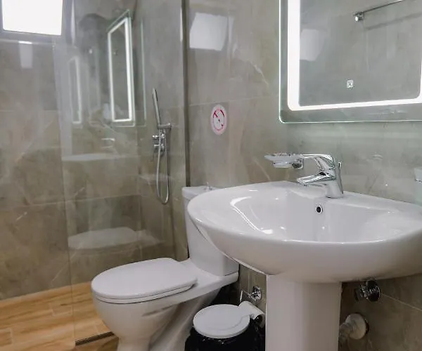 Jon'a ساراندا