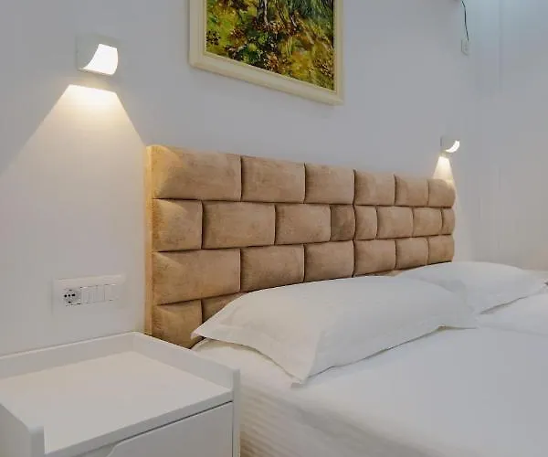 Jon'a Lägenhet Sarandë