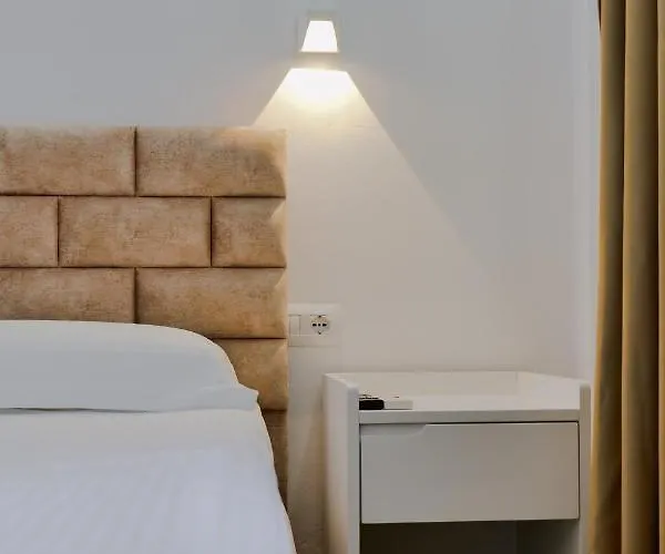 Jon'a ساراندا