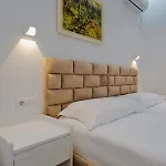 Jon'a Appartamento Sarandë