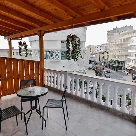 Jona Sarandë